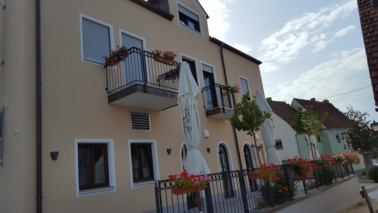 Amalfi Buttenwiesen Ngoại thất bức ảnh